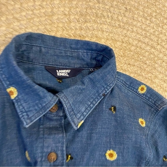 Lands' End Button Front Chambray Shirtdress XS embroidered bees sunflowers - Picture 4 of 9